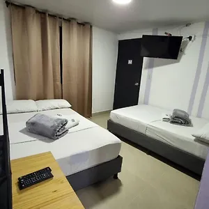  Hotel Aparta La 80 Estadio