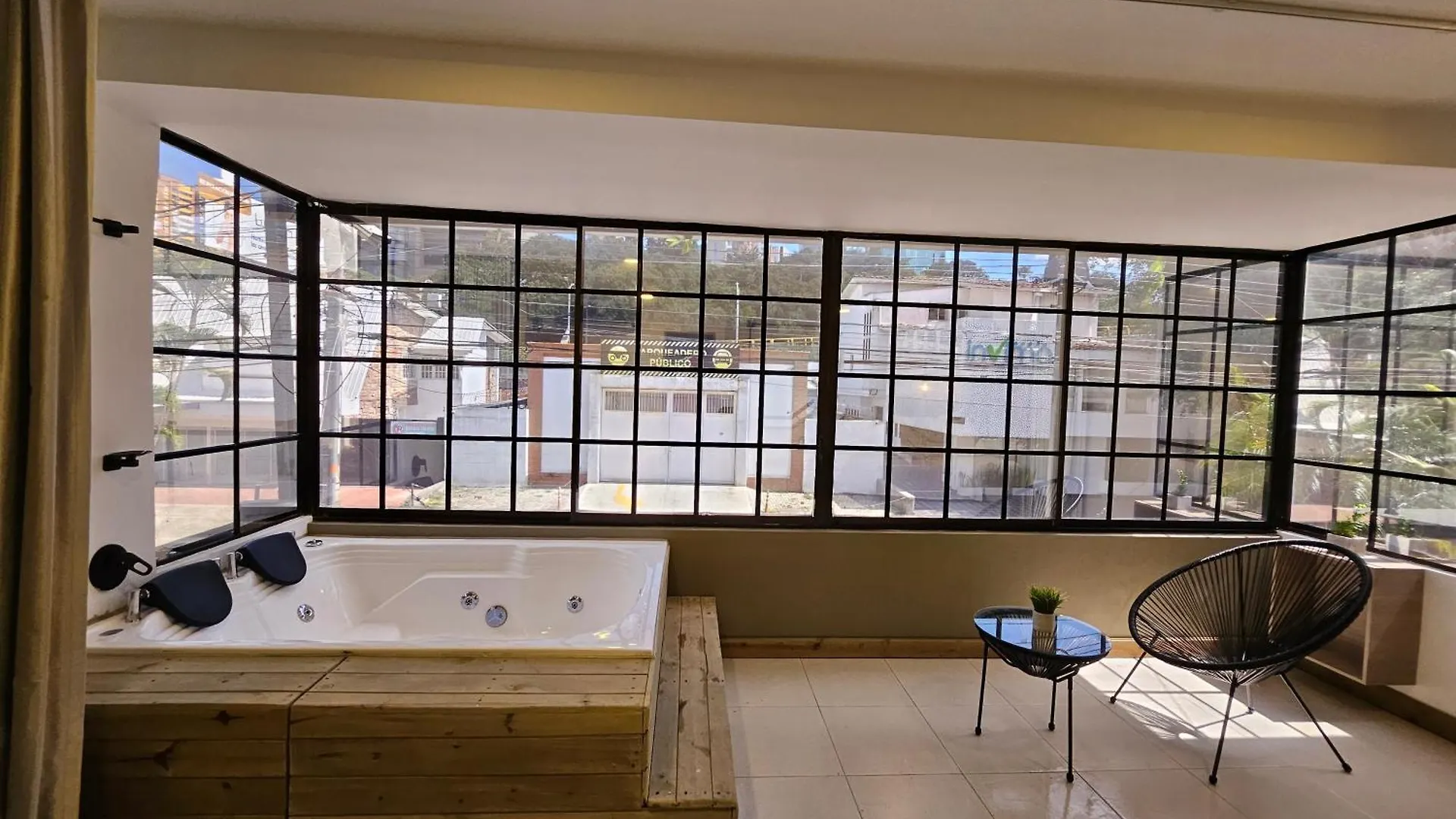 Hotel Aguacatala Stop Medellín