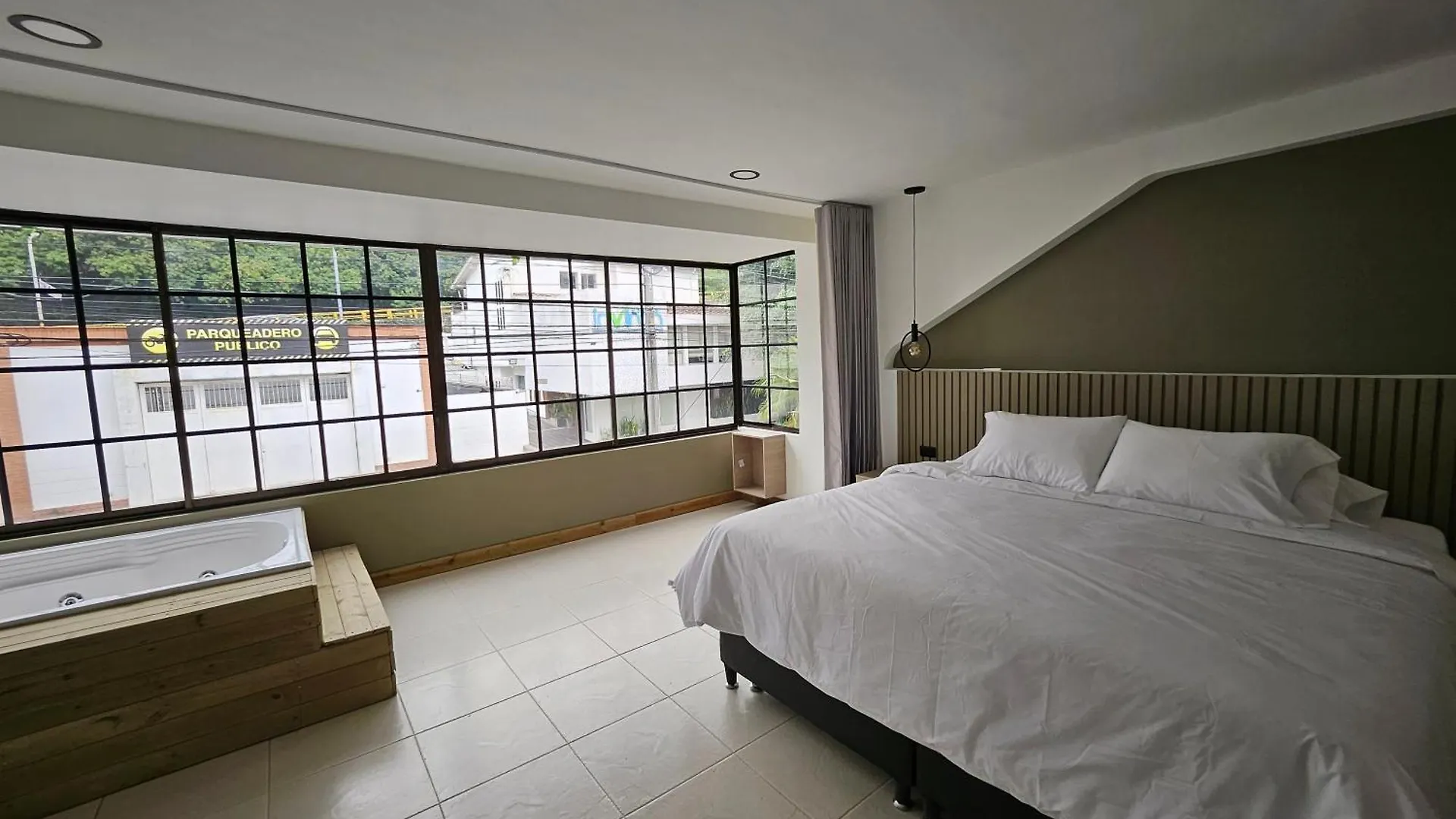 Hotel Aguacatala Stop Medellín