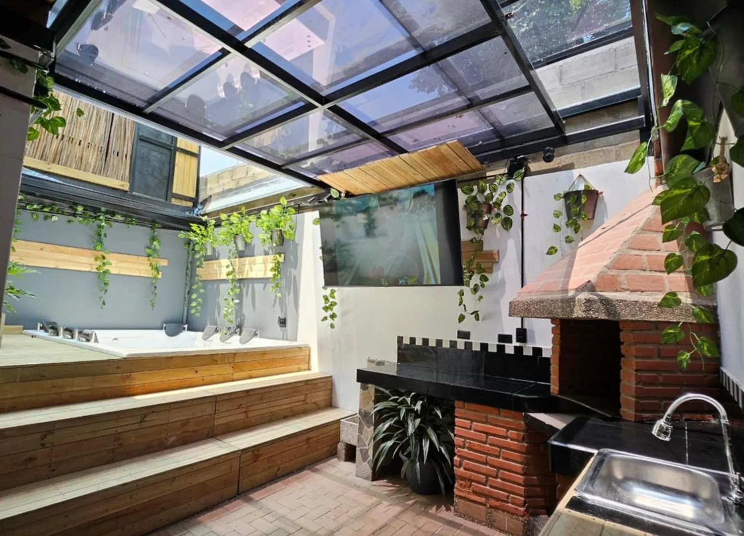 Hotel Aguacatala Stop Medellín Colombia